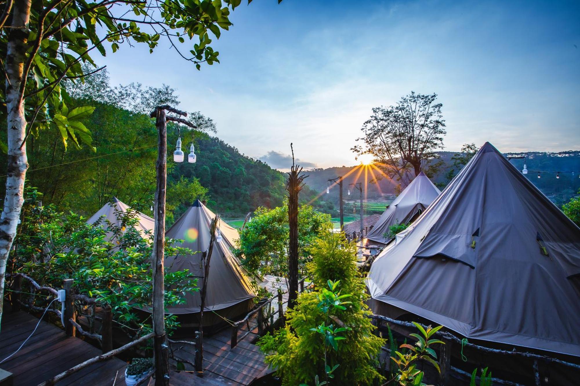 Nha Trong Ban - Homestay Mang Den Kon Von Kla Zewnętrze zdjęcie